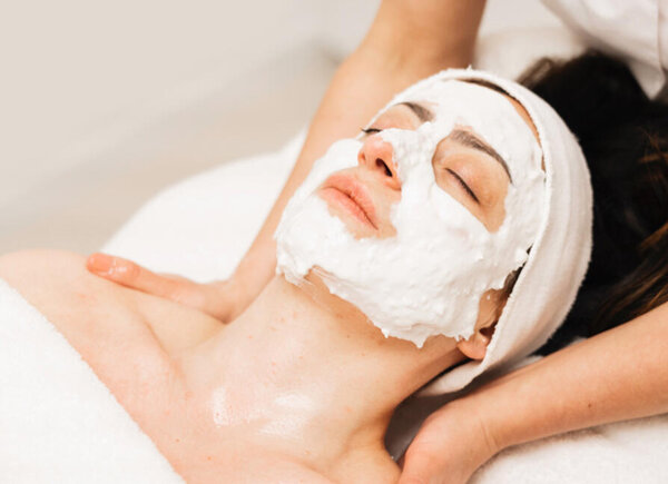 Skin nail specialist 111870000238